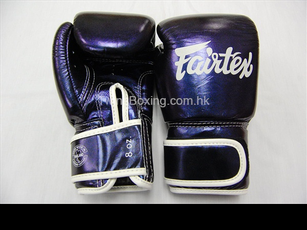 Fairtex aura deals boxing gloves